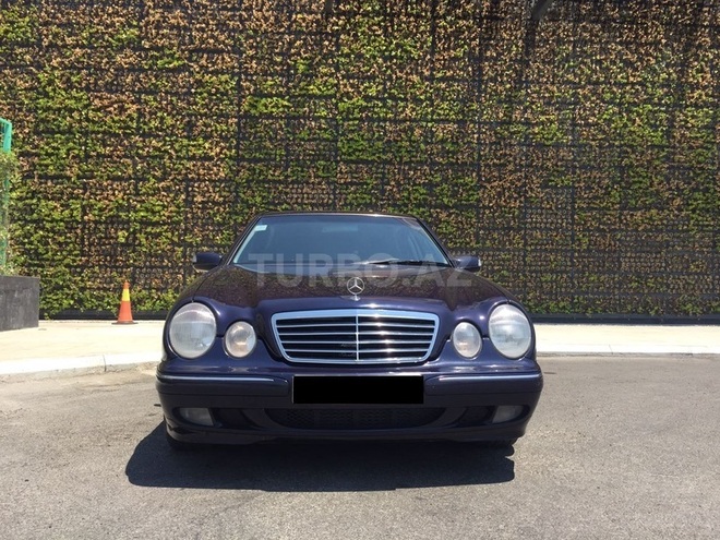 Mercedes E 220 2001, 343,000 km - 2.2 l - Bakı