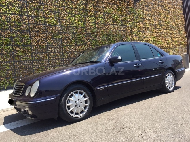Mercedes E 220 2001, 343,000 km - 2.2 l - Bakı