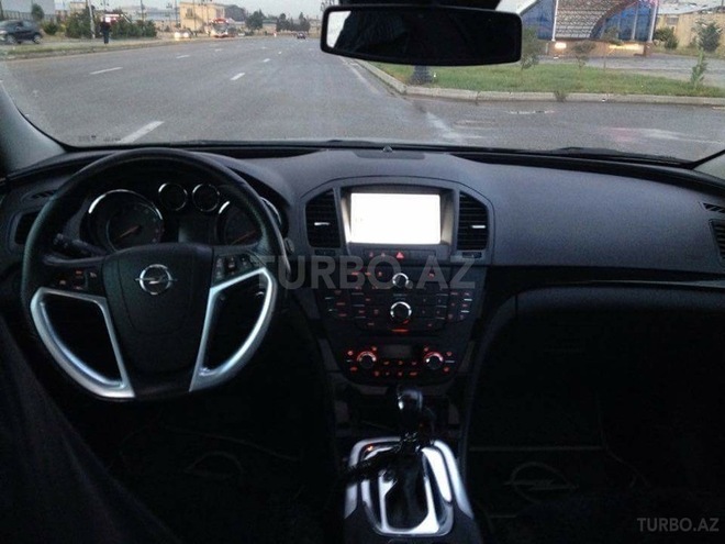 Opel Insignia 2009, 190,000 km - 2.0 л - Bakı
