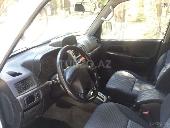Mitsubishi Pajero io 2000, 132,000 km - 1.8 l - Sumqayıt