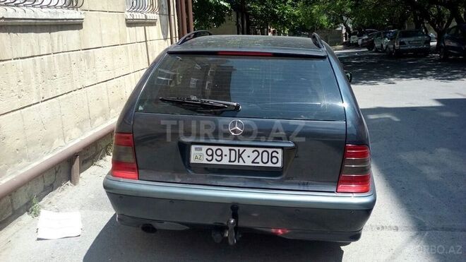 Mercedes C 180 1999, 215,000 km - 1.8 l - Bakı