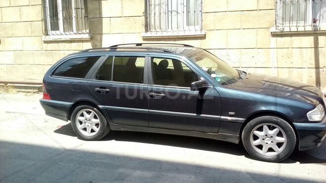 Mercedes C 180 1999, 215,000 km - 1.8 l - Bakı