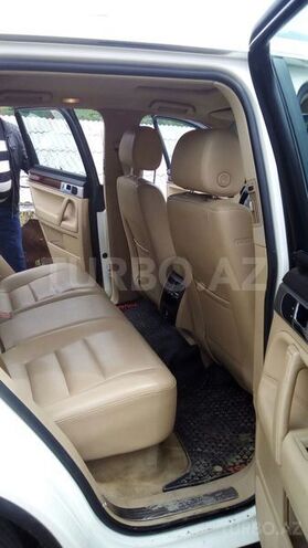 Volkswagen Touareg 2005, 230,000 km - 3.2 l - Şəki