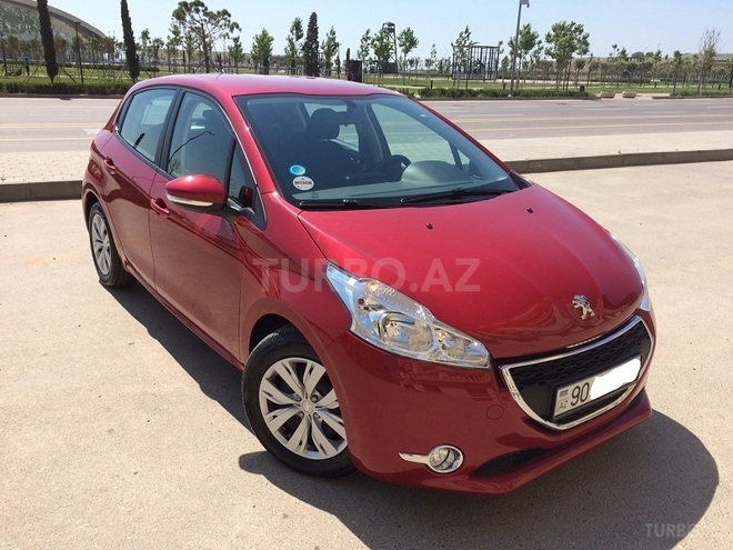 Peugeot 208 2013, 15,000 km - 1.6 l - Bakı