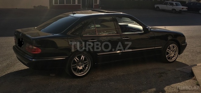 Mercedes E 320 2000, 270,000 km - 3.2 l - Bakı