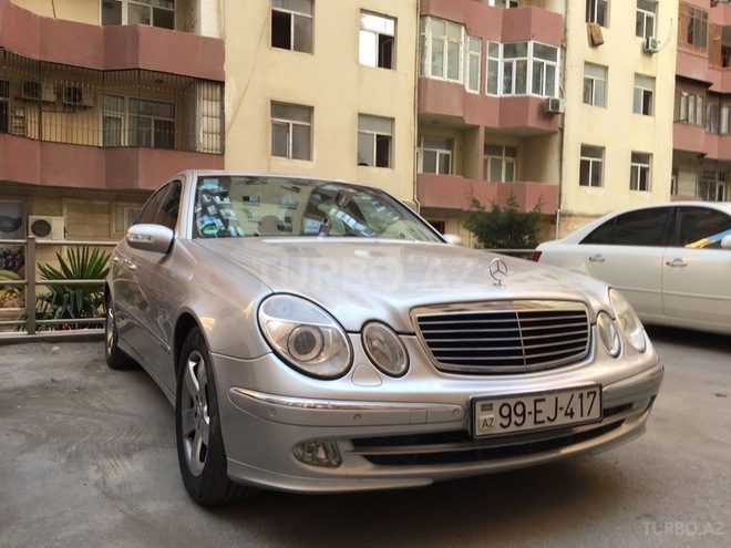 Mercedes E 240 2004, 157,000 km - 2.6 l - Bakı