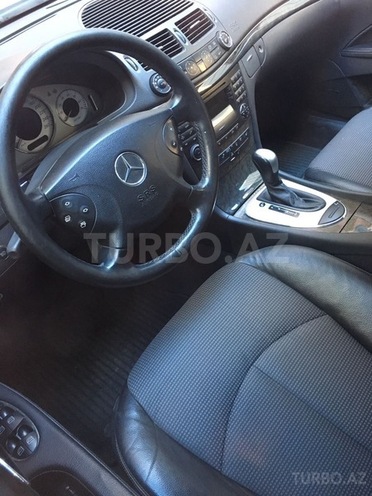Mercedes E 240 2004, 157,000 km - 2.6 l - Bakı
