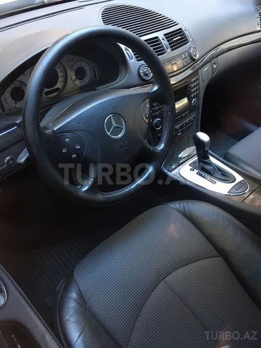 Mercedes E 240 2004, 157,000 km - 2.6 l - Bakı