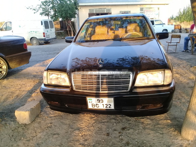 Mercedes C 230 2000, 148,000 km - 2.3 l - Sabirabad