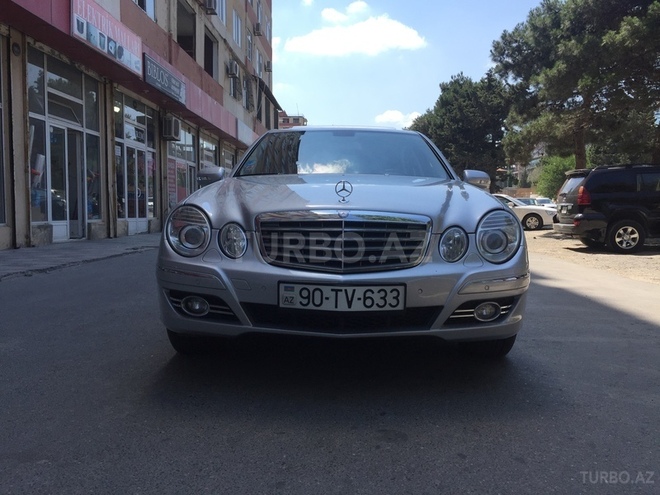Mercedes E 220 2006, 198,000 km - 2.2 l - Bakı