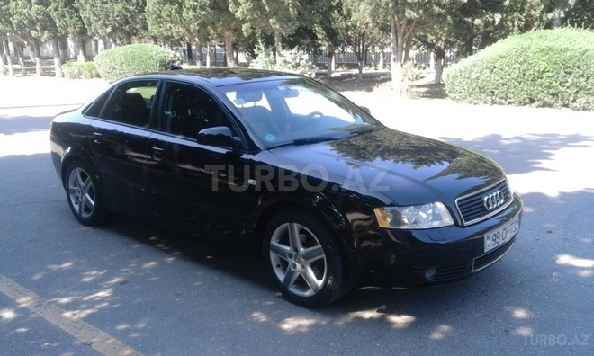 Audi A4 2003, 225,000 km - 1.8 l - Sumqayıt
