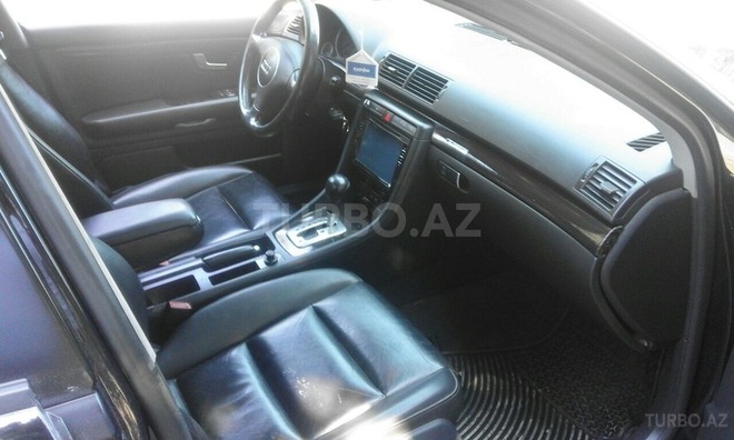 Audi A4 2003, 225,000 km - 1.8 l - Sumqayıt