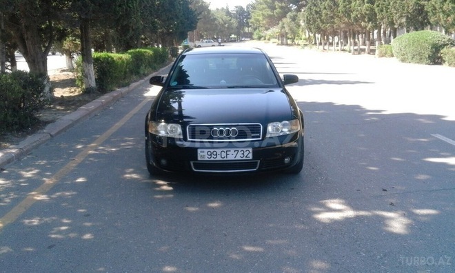 Audi A4 2003, 225,000 km - 1.8 l - Sumqayıt