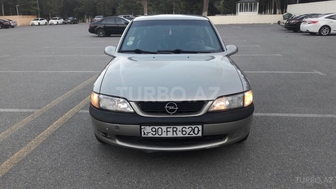 Opel Vectra 1999, 226,000 km - 2.0 l - Sumqayıt