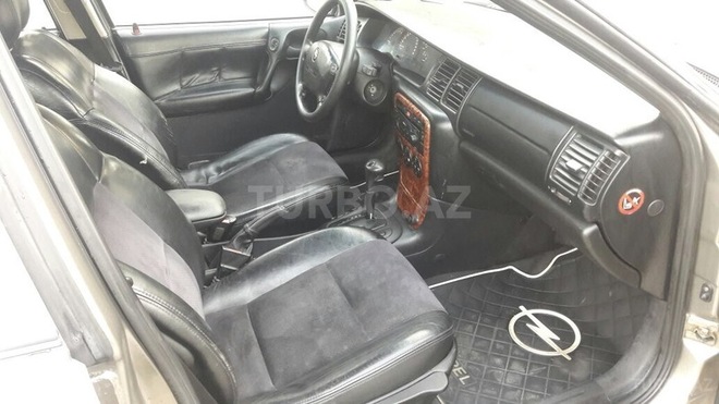 Opel Vectra 1999, 226,000 km - 2.0 l - Sumqayıt