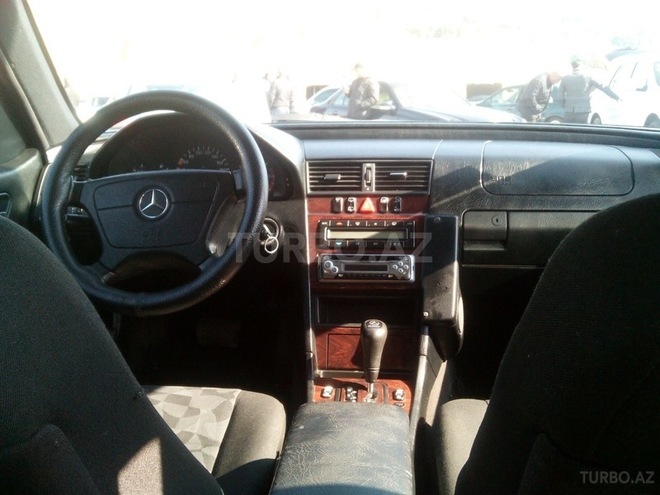 Mercedes C 220 1998, 198,000 km - 2.2 л - Bakı