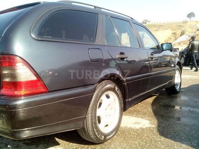 Mercedes C 220 1998, 198,000 km - 2.2 л - Bakı
