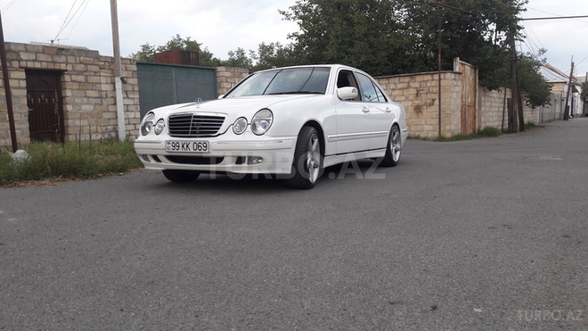 Mercedes E 320 2001, 202,000 km - 3.2 л - Göyçay