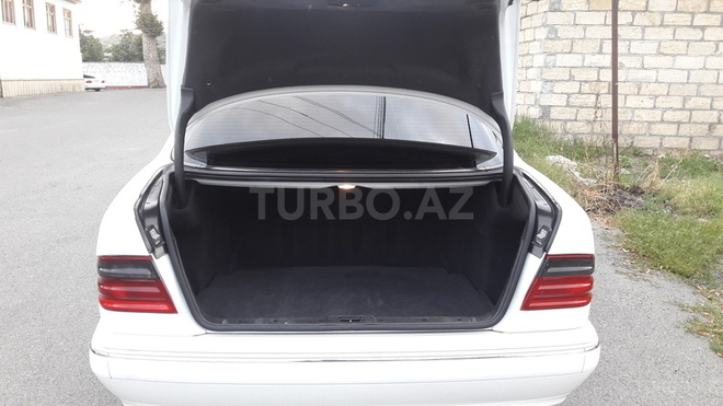 Mercedes E 320 2001, 202,000 km - 3.2 л - Göyçay
