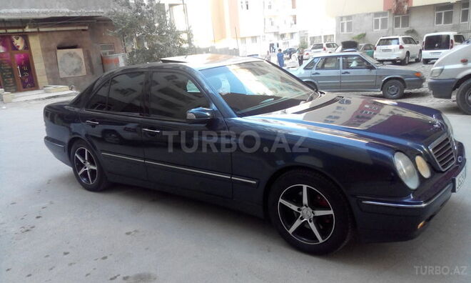 Mercedes E 240 1999, 23,000 km - 2.4 l - Bakı