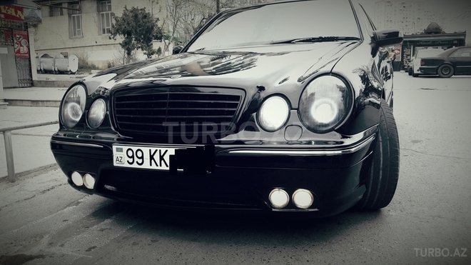 Mercedes E 320 2000, 235,000 km - 3.2 l - Bakı