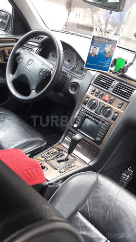 Mercedes E 320 2000, 235,000 km - 3.2 l - Bakı