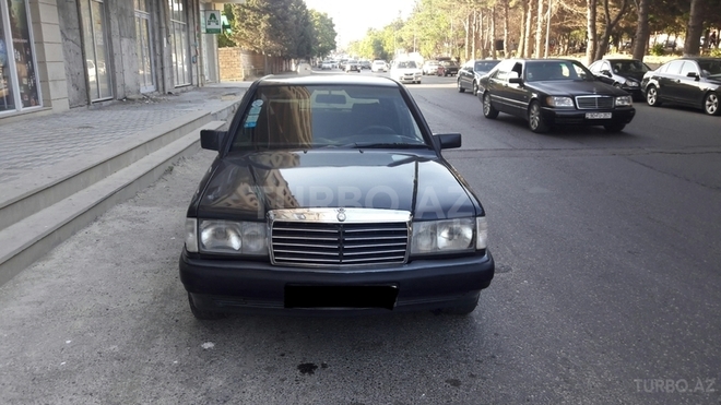 Mercedes 190 1991, 258,000 km - 2.0 l - Bakı