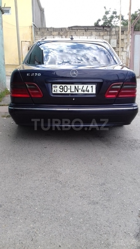 Mercedes E 270 2000, 225,000 km - 2.7 л - Bakı