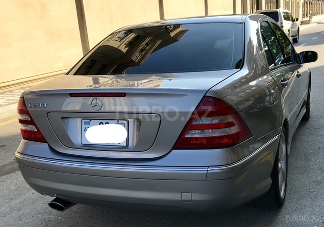 Mercedes C 230 2006, 226,000 km - 0.3 l - Bakı