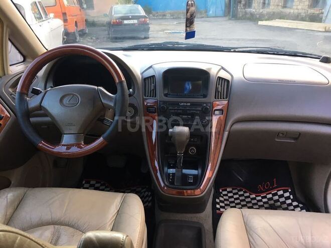 Lexus RX 300 2000, 174,000 km - 3.0 l - Şəki