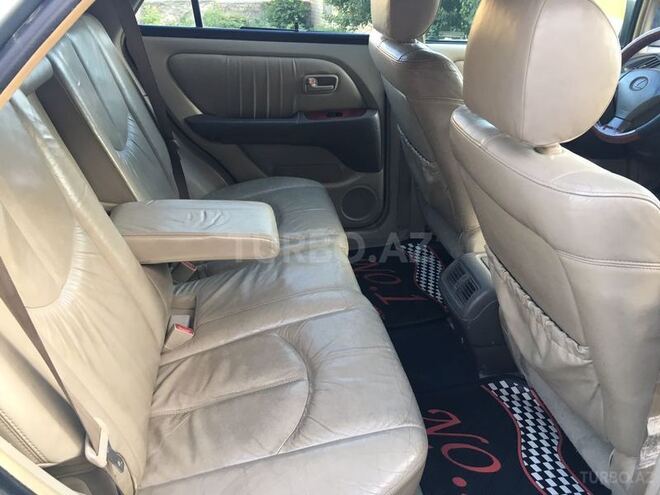 Lexus RX 300 2000, 174,000 km - 3.0 l - Şəki