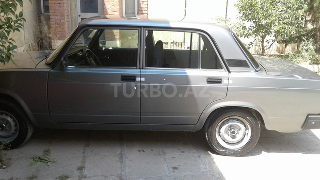 LADA (VAZ) 2107 2010, 130,000 km - 1.6 л - Salyan