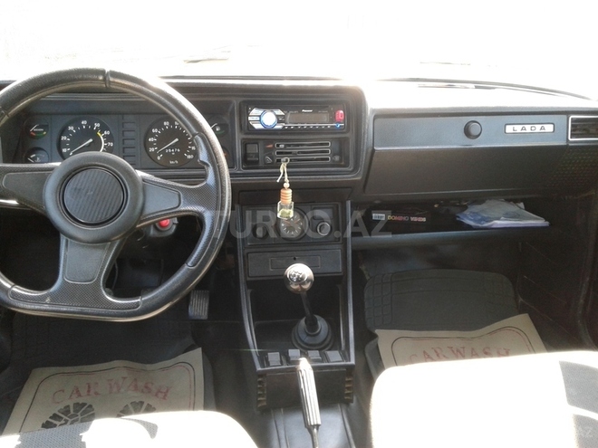 LADA (VAZ) 2107 2010, 130,000 km - 1.6 л - Salyan