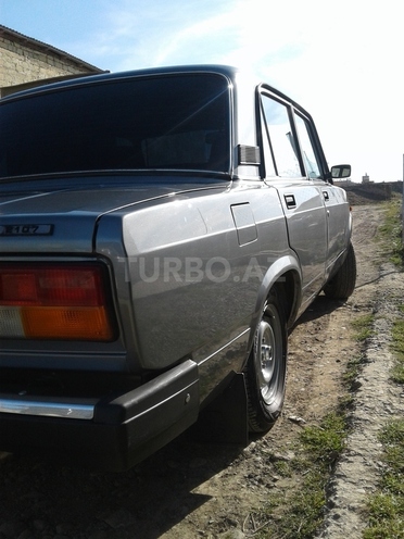 LADA (VAZ) 2107 2010, 130,000 km - 1.6 л - Salyan