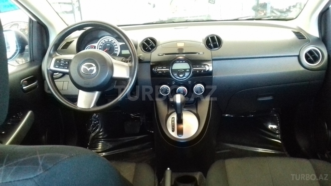 Mazda 2 2014, 10,000 km - 1.3 l - Bakı