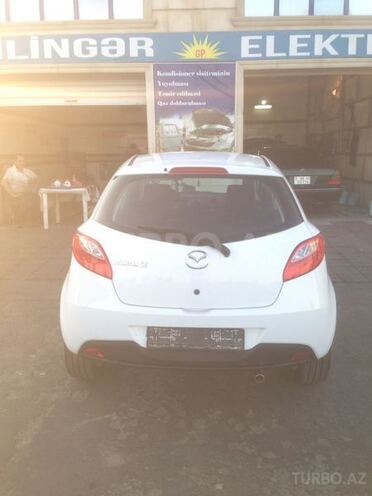 Mazda 2 2014, 10,000 km - 1.3 l - Bakı