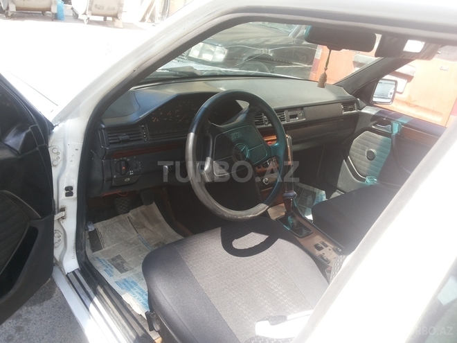 Mercedes E 250 1993, 510,000 km - 2.5 l - Bakı