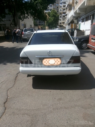 Mercedes E 250 1993, 510,000 km - 2.5 l - Bakı
