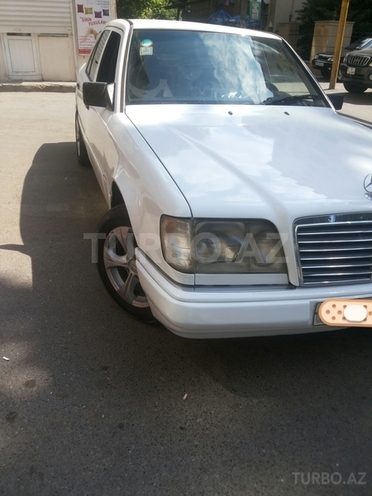 Mercedes E 250 1993, 510,000 km - 2.5 l - Bakı