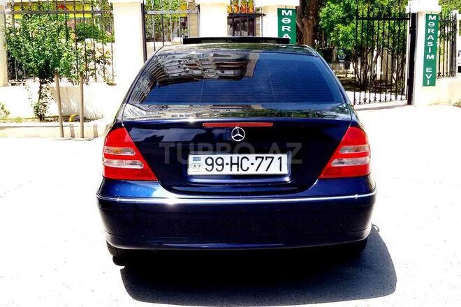 Mercedes C 200 2000, 182,000 km - 2.0 l - Bakı
