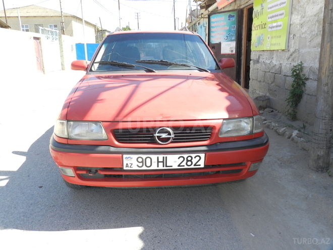 Opel Astra 1996, 340,000 km - 1.6 l - Bakı