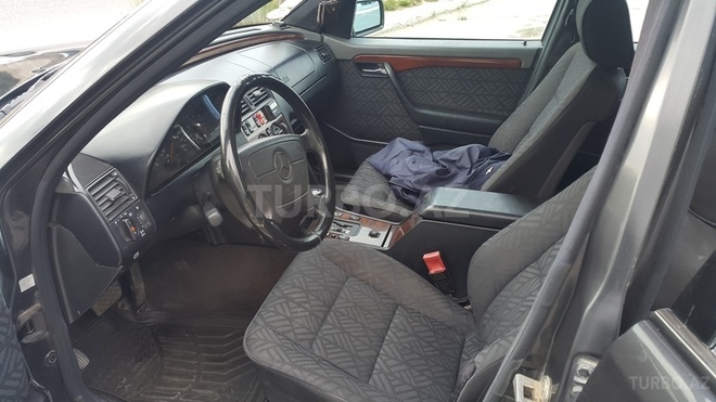 Mercedes C 220 1994, 348,776 km - 2.2 л - Bakı