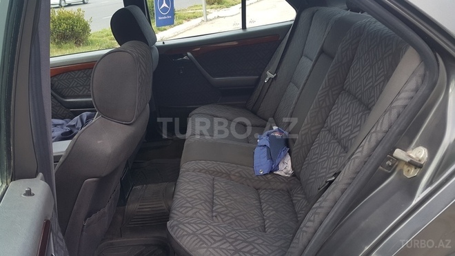 Mercedes C 220 1994, 348,776 km - 2.2 л - Bakı