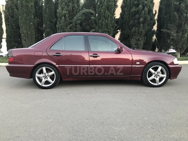 Mercedes C 180 1998, 267,000 km - 1.8 l - Gəncə