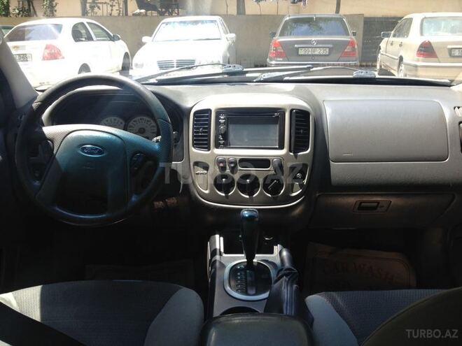 Ford Escape 2004, 209,000 km - 3.0 l - Bakı