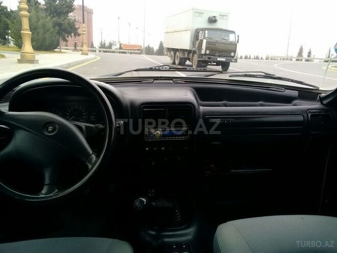GAZ 31105 2004, 135,000 km - 2.4 l - Gəncə