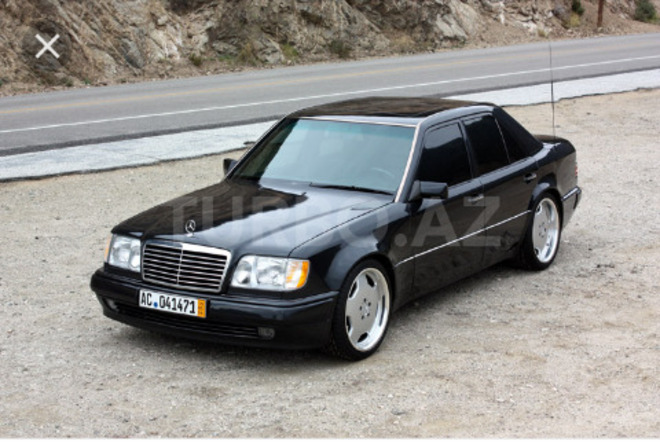 Mercedes E 320 1994, 298,000 km - 3.2 l - Bakı