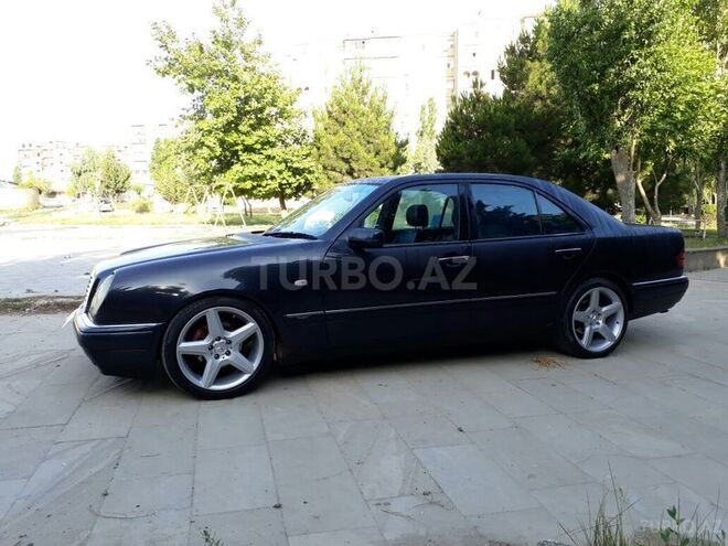 Mercedes E 240 1998, 324,399 km - 2.4 l - Bakı