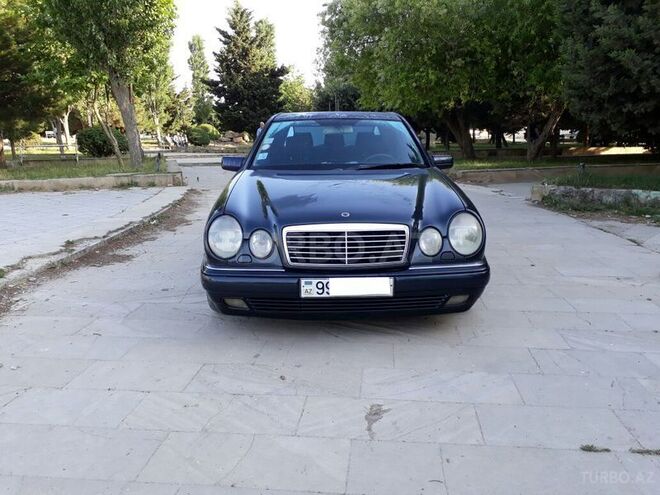 Mercedes E 240 1998, 324,399 km - 2.4 l - Bakı