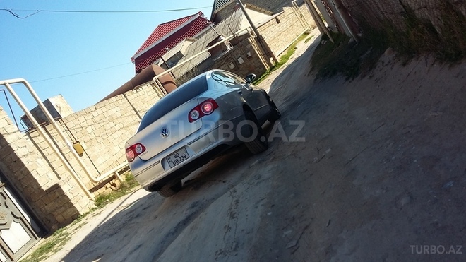 Volkswagen Passat 2006, 225,000 km - 2.0 l - Bakı
